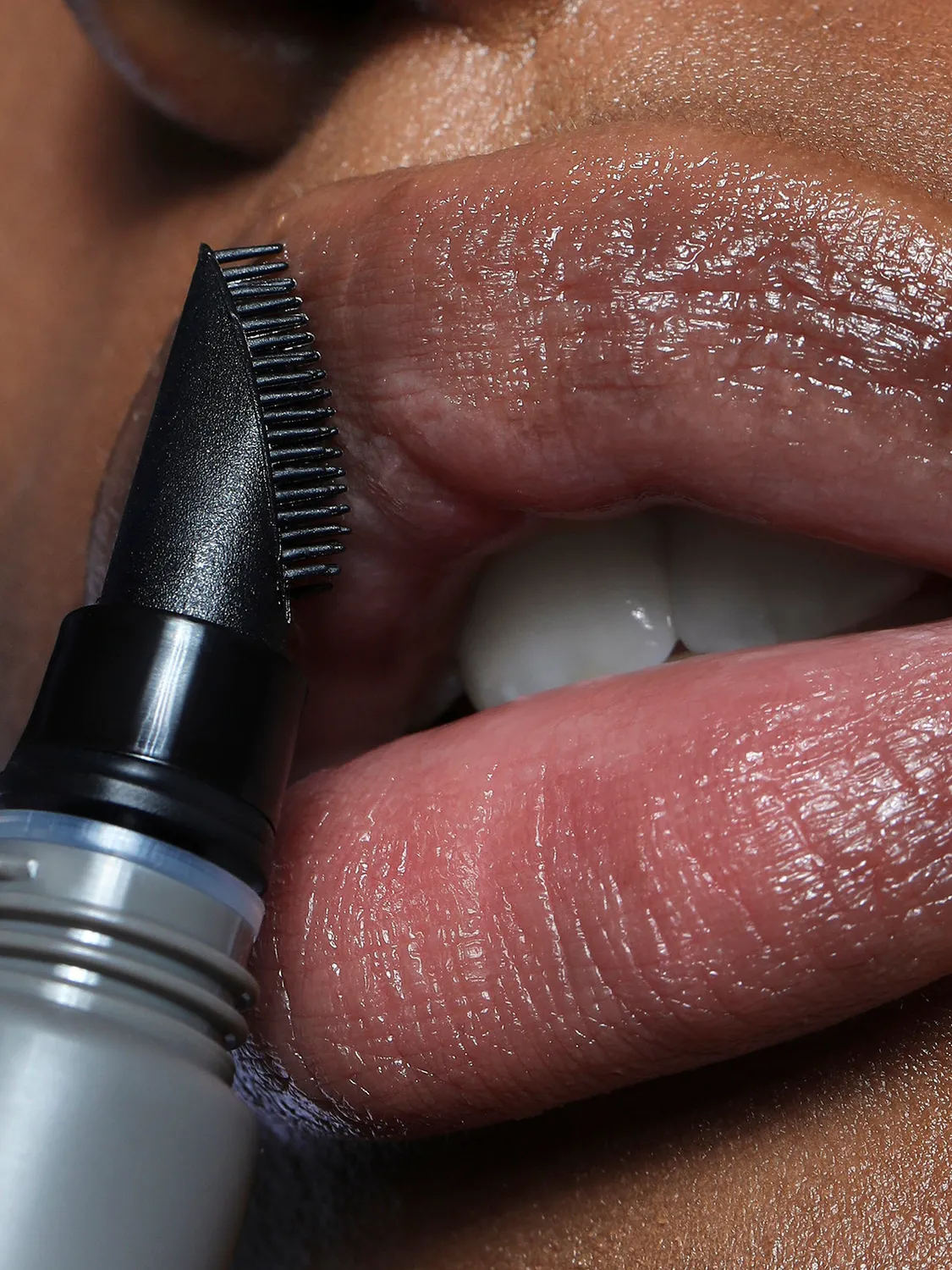 REFY Lip Buff lipscrub voor natuurlijk vollere lippen