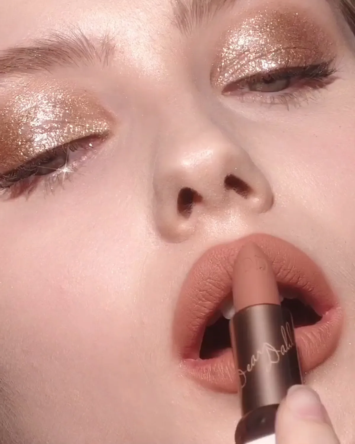 Dear Dahlia Lip Paradise Effortless Matte lippenstift hydraterend