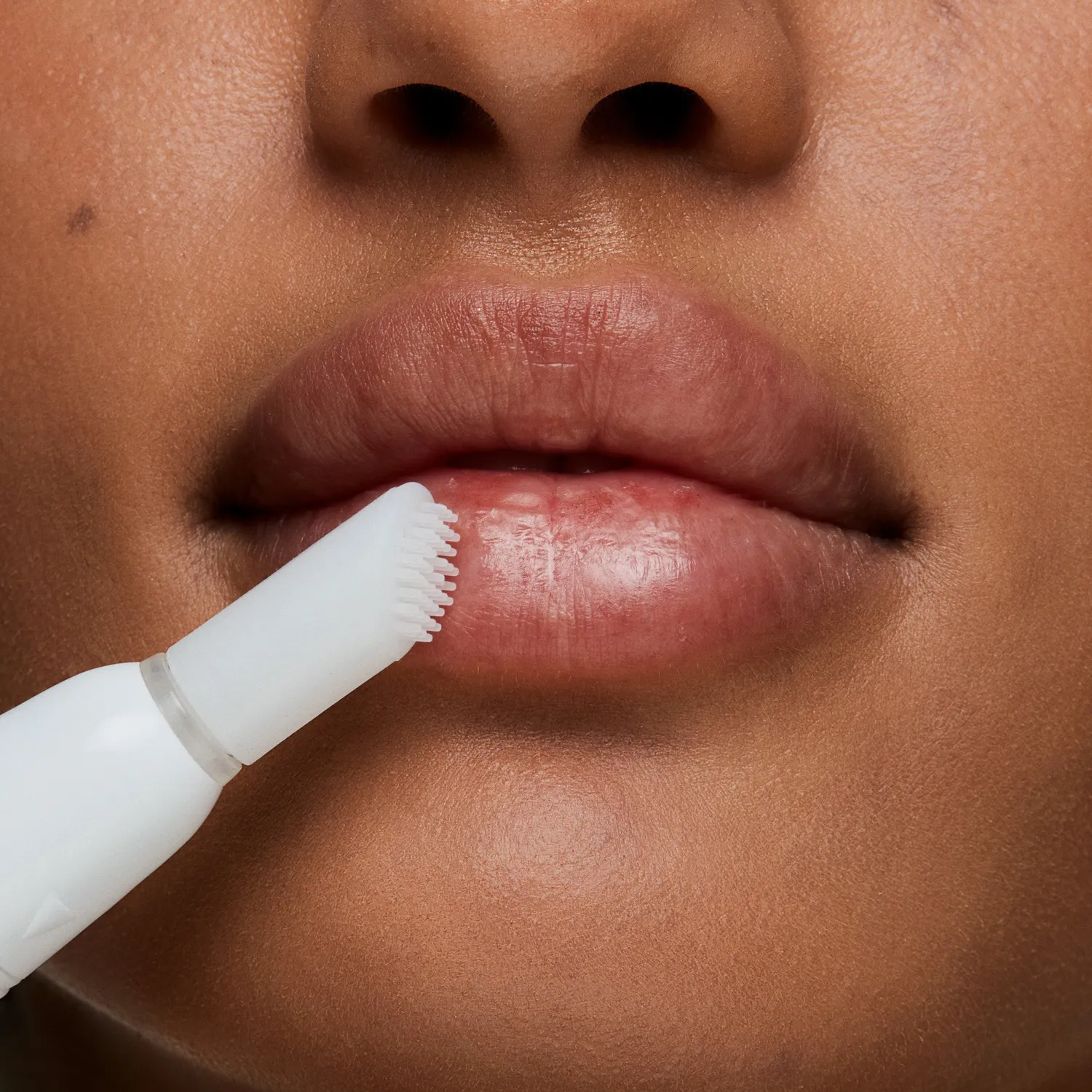 Stila Buff & Blur Lip Enzyme Exfoliator scrubtip