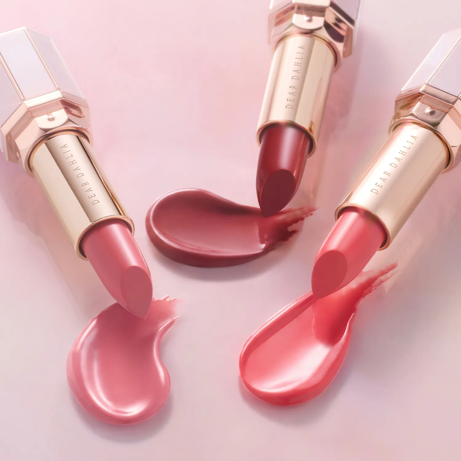 Dear Dahlia Lip Paradise Sensual Lip Glow sheer glossy