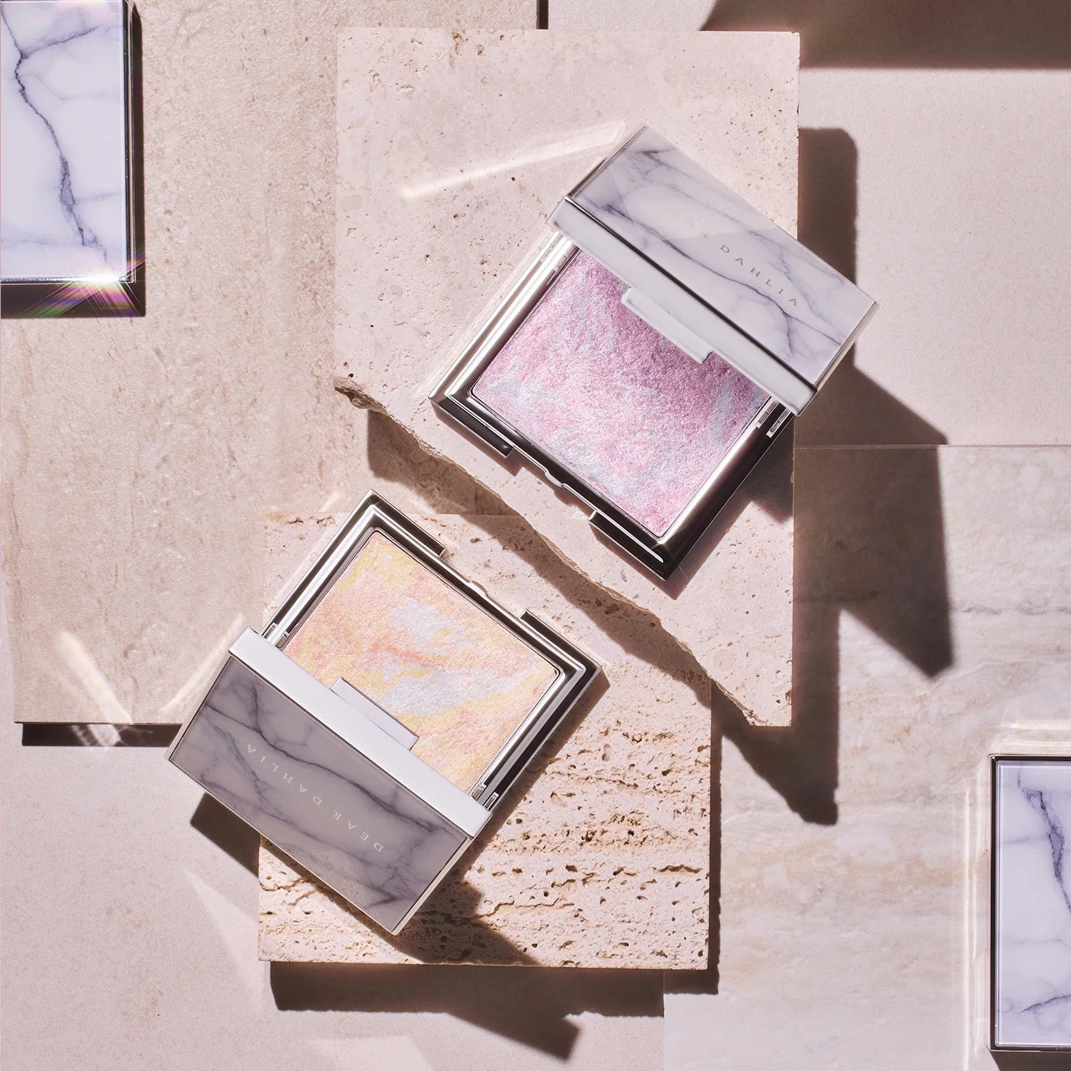 Dear Dahlia Skin Luminous Highlighter Bliss Beige vegan glow