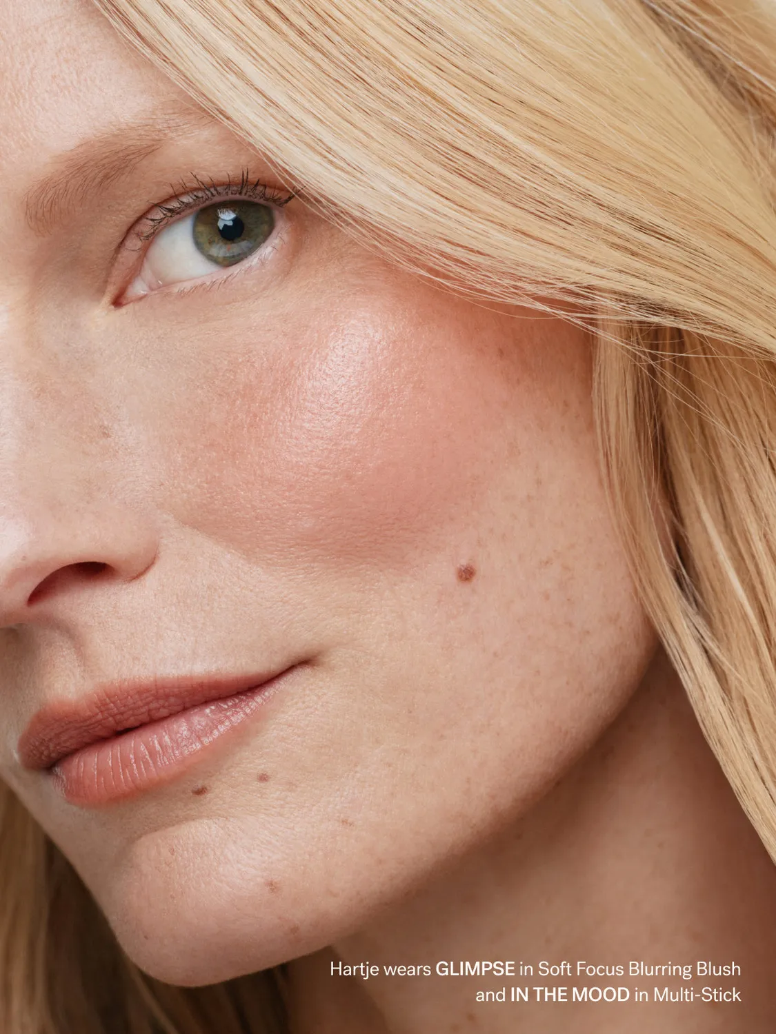 ILIA Blush is a Rush Duo blush poeder + cream
