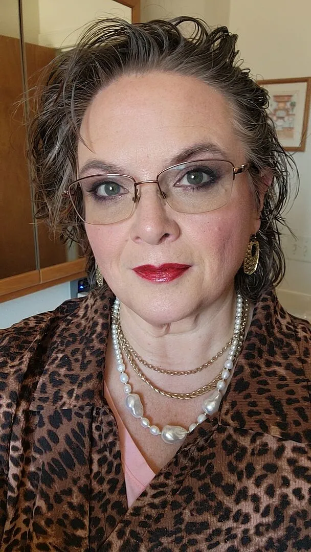 Wonderskin Wonder Blading Lip Stain Masque Bella mauve