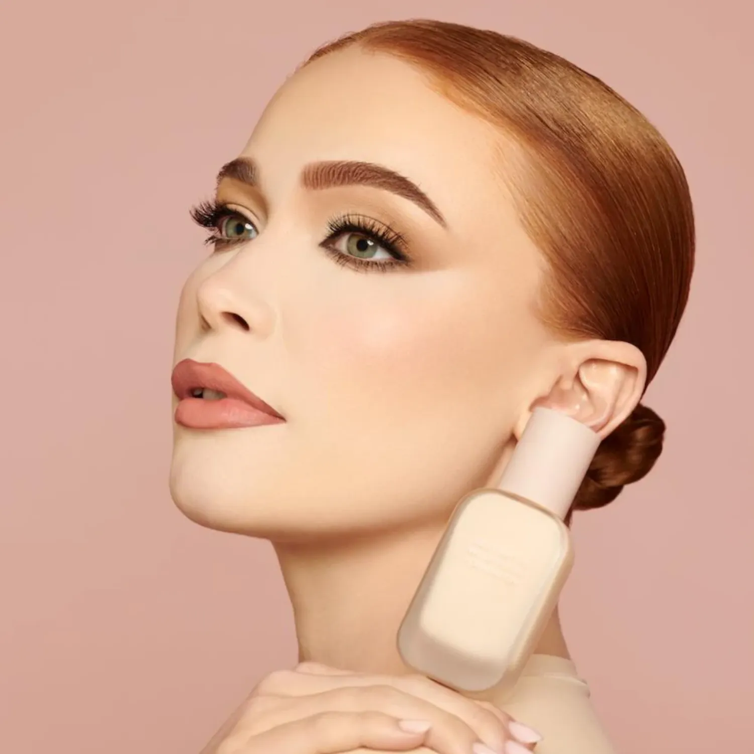 BPerfect HNB Silky Matte Weightless Foundation MF1N licht mat