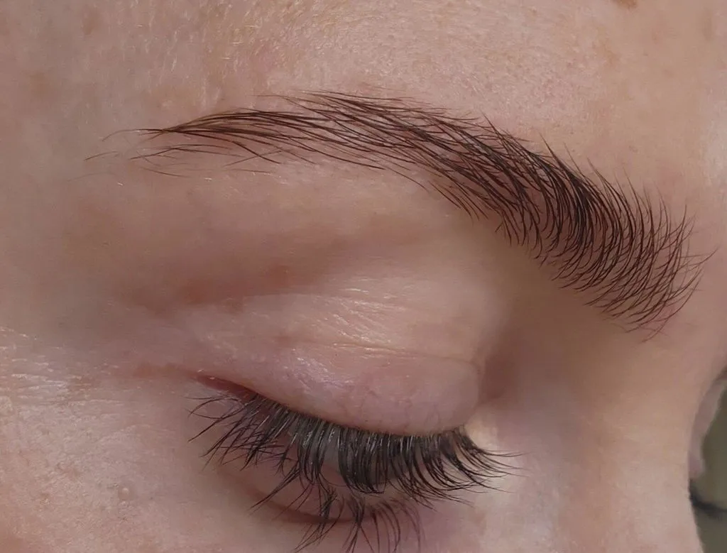 BPerfect Annalivia Brow Muse wenkbrauwgel 7ml transparant
