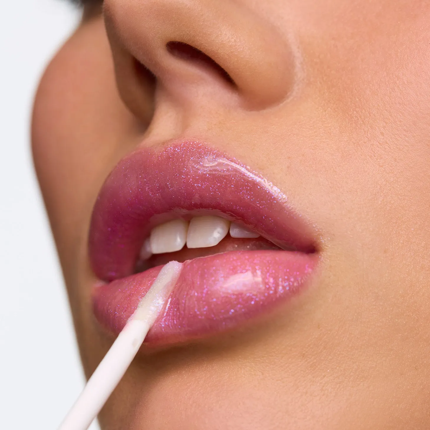 Wonderskin Wonder Blading Top Gloss lipgloss Holographic