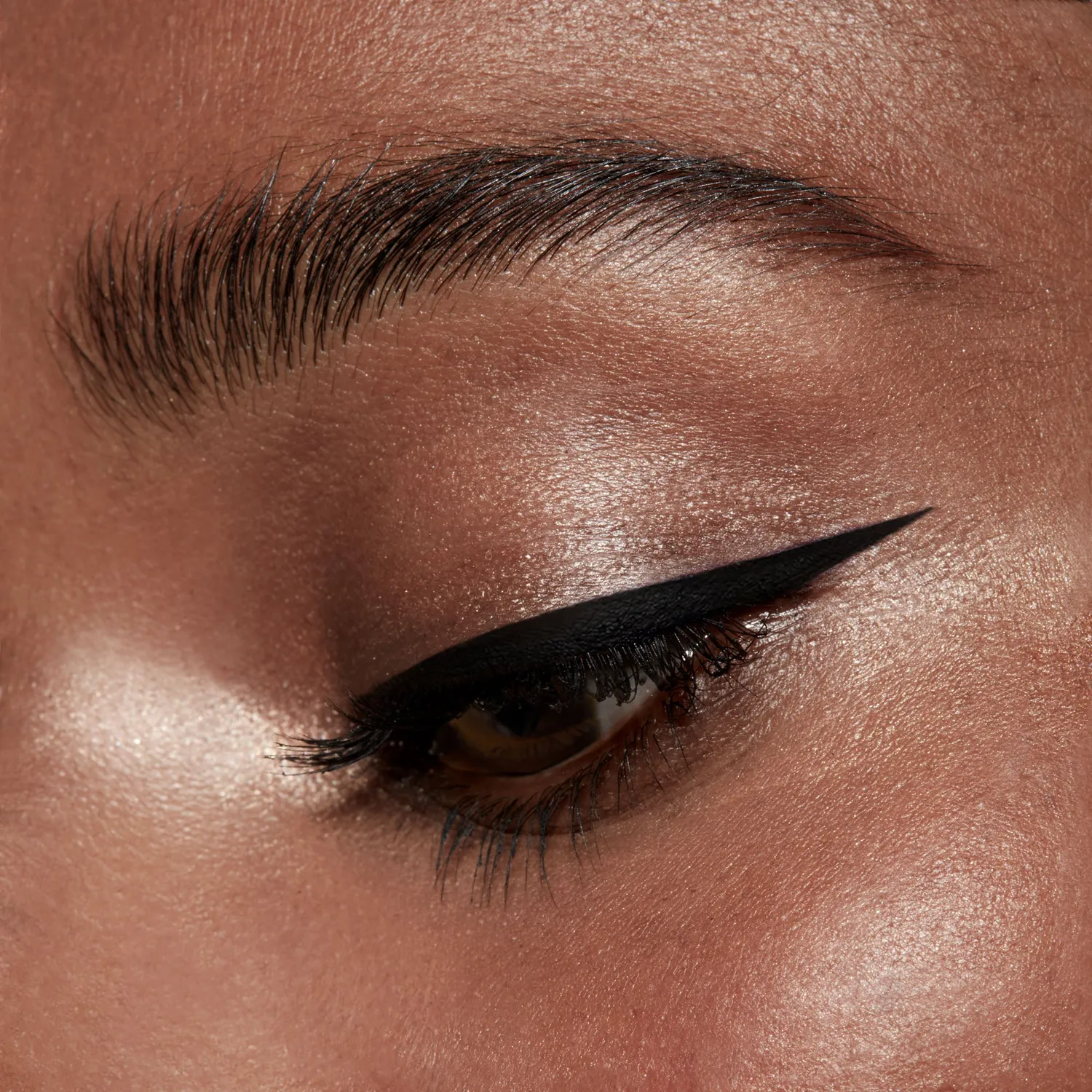 Stila Stay All Day waterproof liquid eyeliner Intense Black zwart