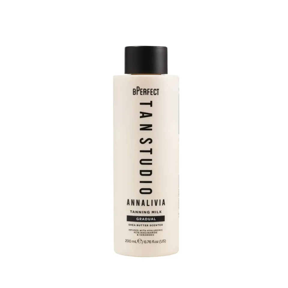 BPerfect Tan Studio Annalivia tanning milk 200ml golden olive