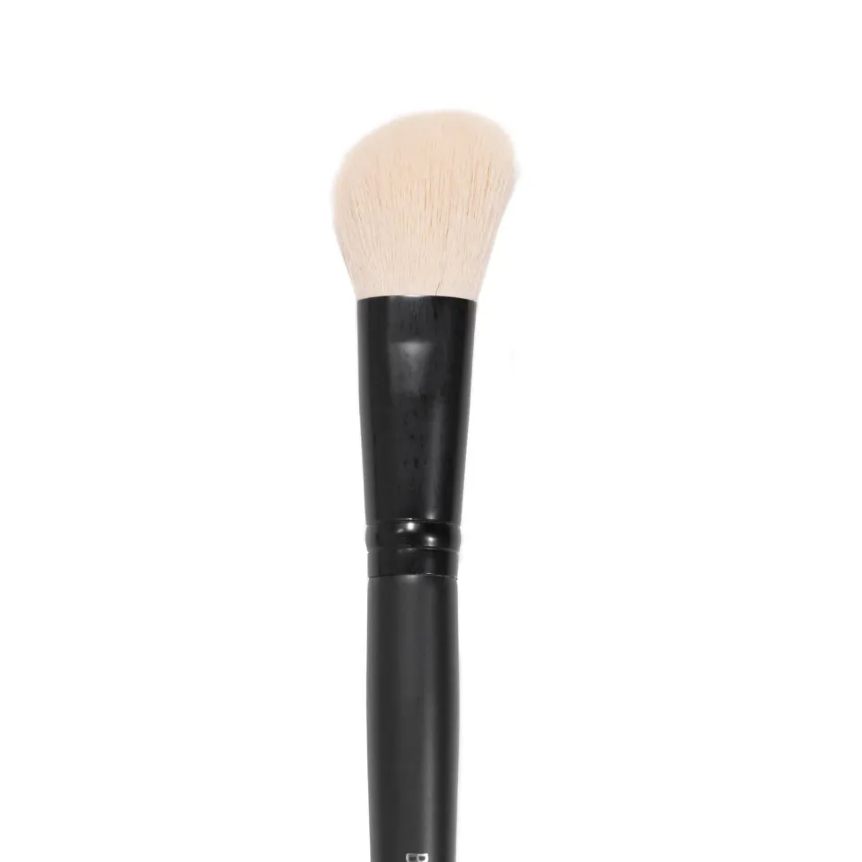 BPerfect BPF04 Angled Bronzer Contour Kwast Vegan