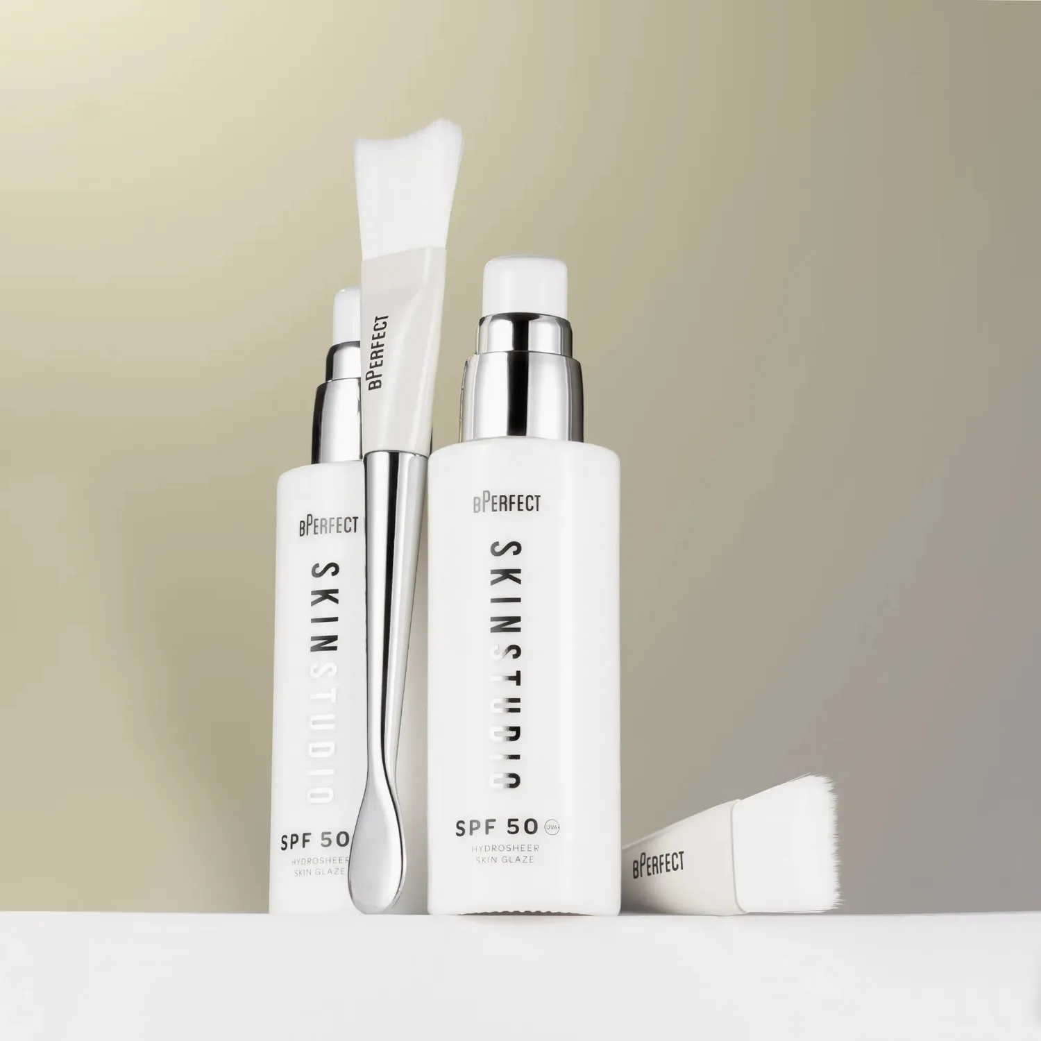 BPerfect Skin Studio SPF Duo Glaze 50ml met Brush