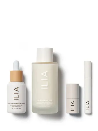 ILIA Beauty The Hero Set make-up set stralende huid