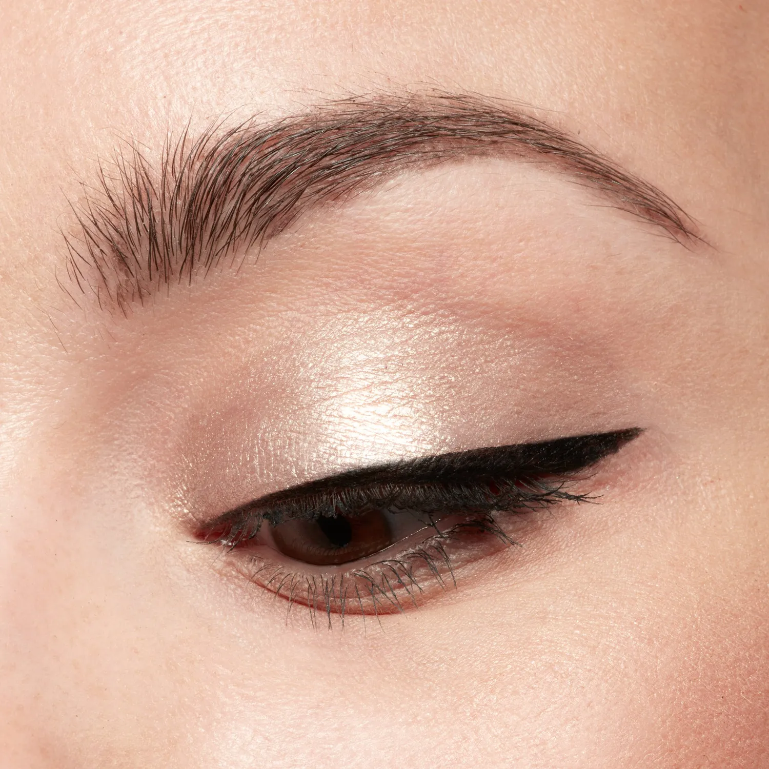 Stila Shimmer & Glow vloeibare oogschaduw shimmer 4,5 ml