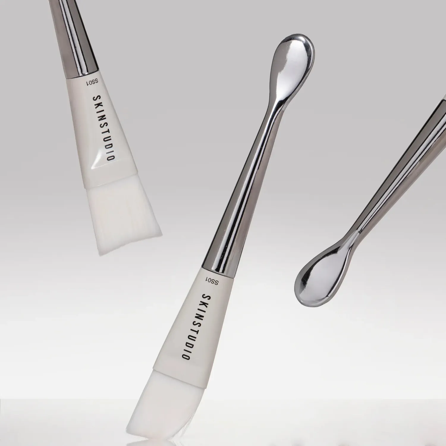 BPerfect Skin Studio SS01 skincare kwastenduo zachte dekking
