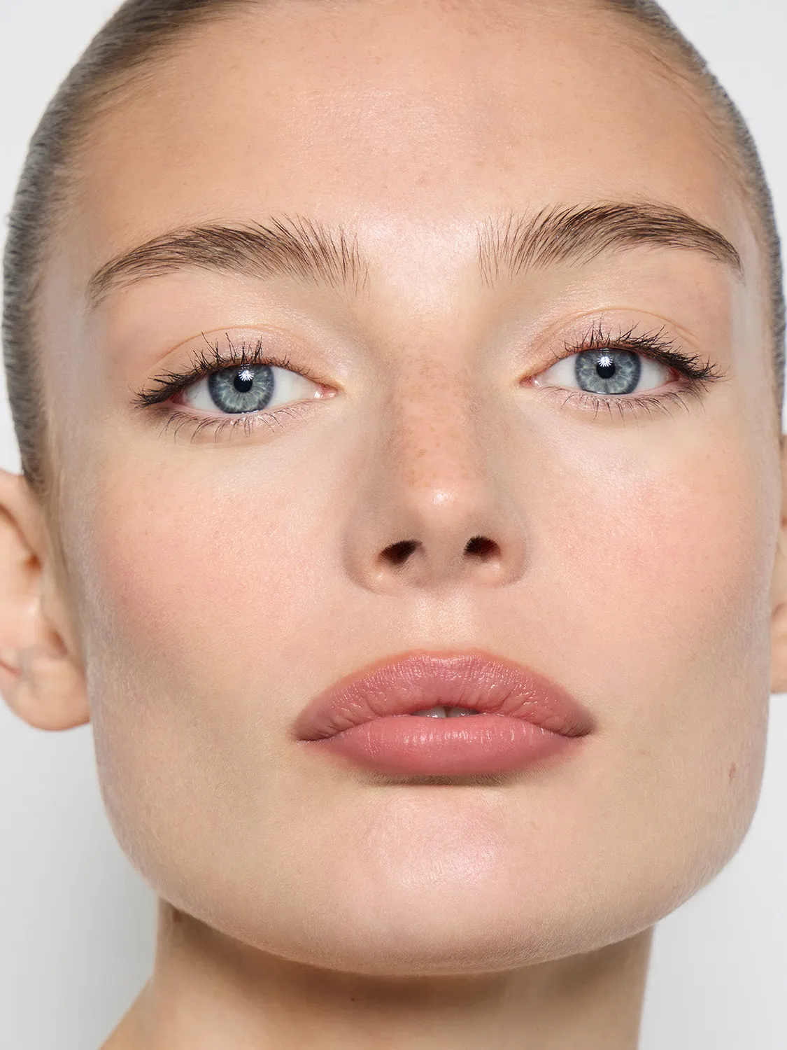 REFY Blur Liner lipliner met zachte matte finish