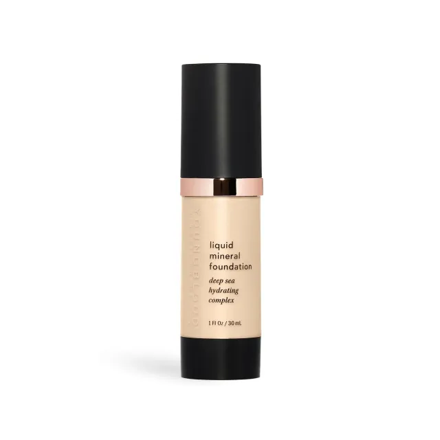 Youngblood Liquid Mineral Foundation Pebble stralende dekking