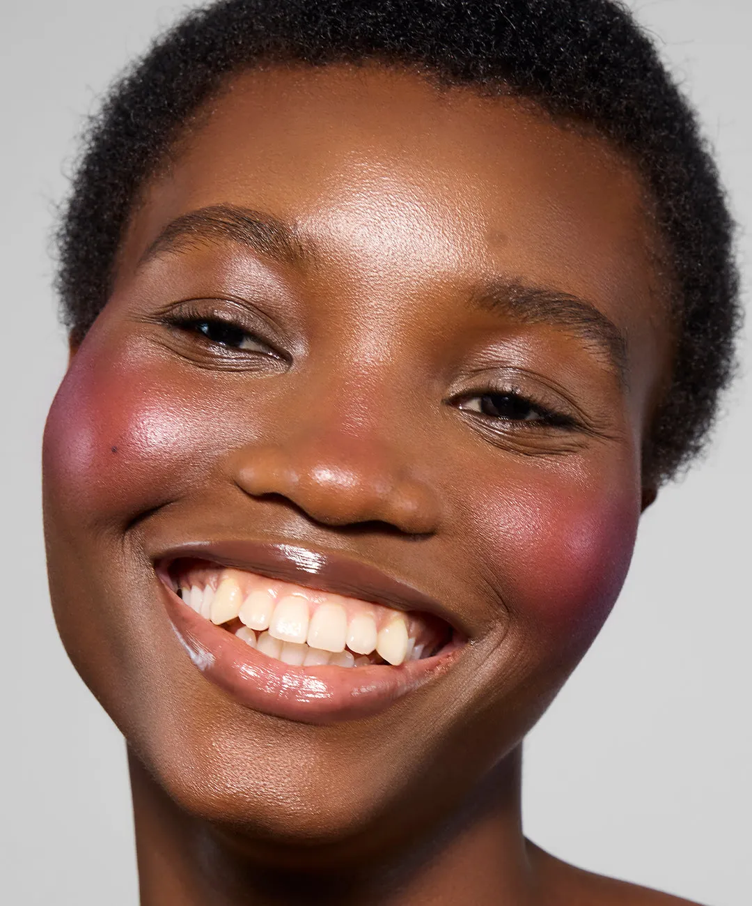 REFY Cream Blush crèmeblush dewy finish opbouwbaar