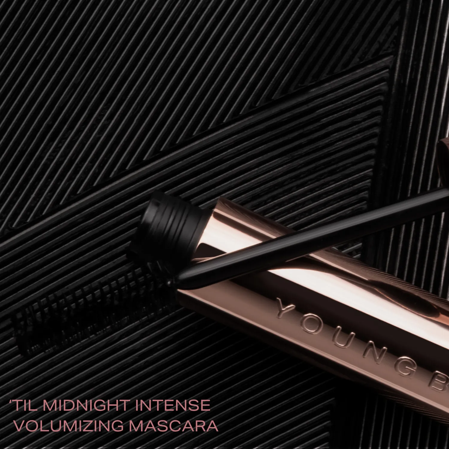 Youngblood Til Midnight Intense Volumizing mascara