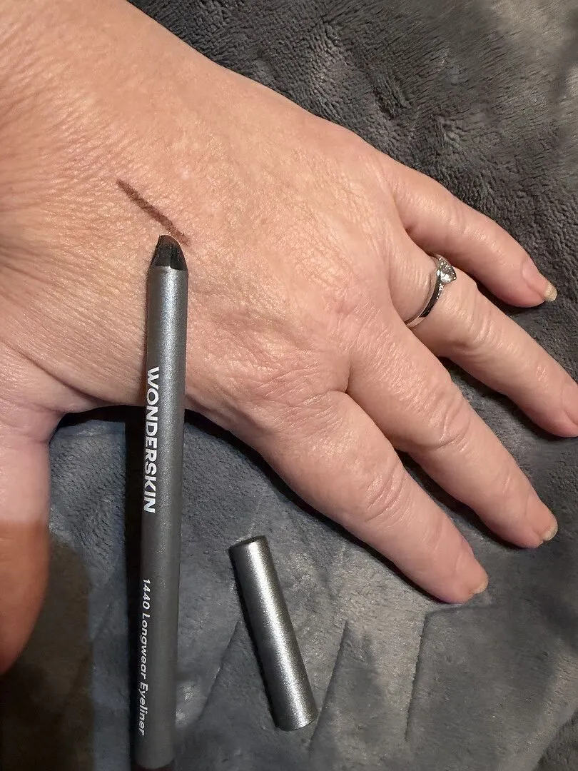 Wonderskin 1440 Longwear eyeliner waterproof