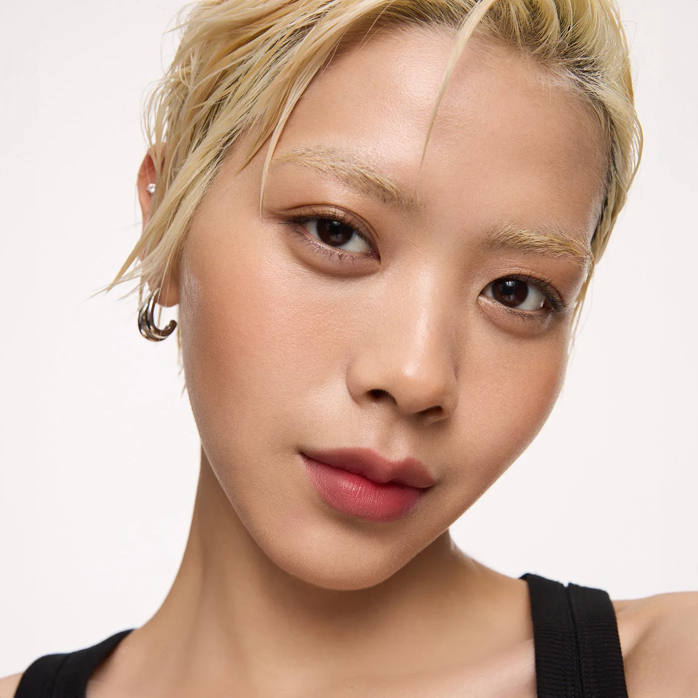 Wonderskin Wonder Blading Lip Stain Masque XOXO lip stain waterproof