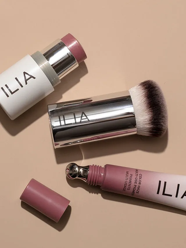 ILIA Beauty Perfecting Buff Brush make-up kwast vegan
