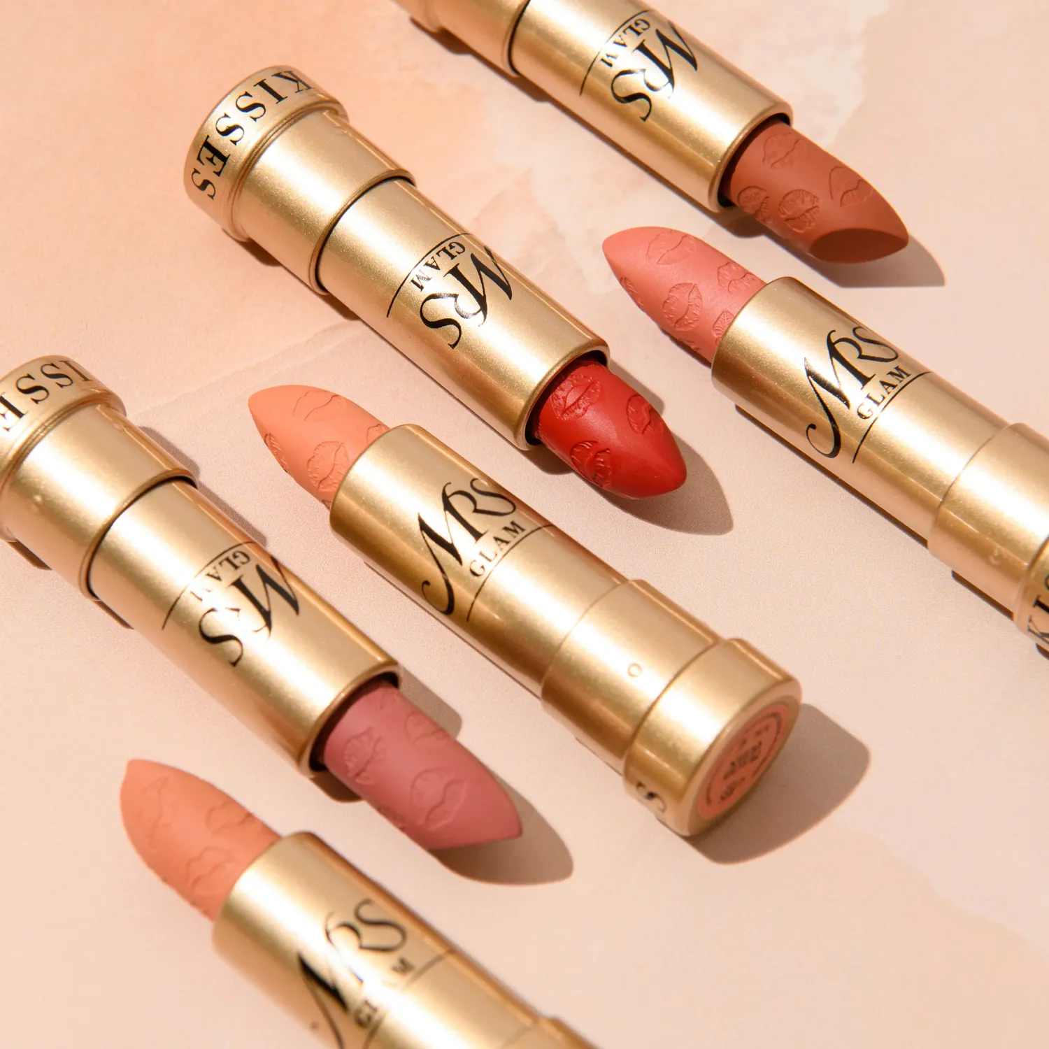 BPerfect Mrs Glam Mrs Kisses Lipstick Cherry Tart romig