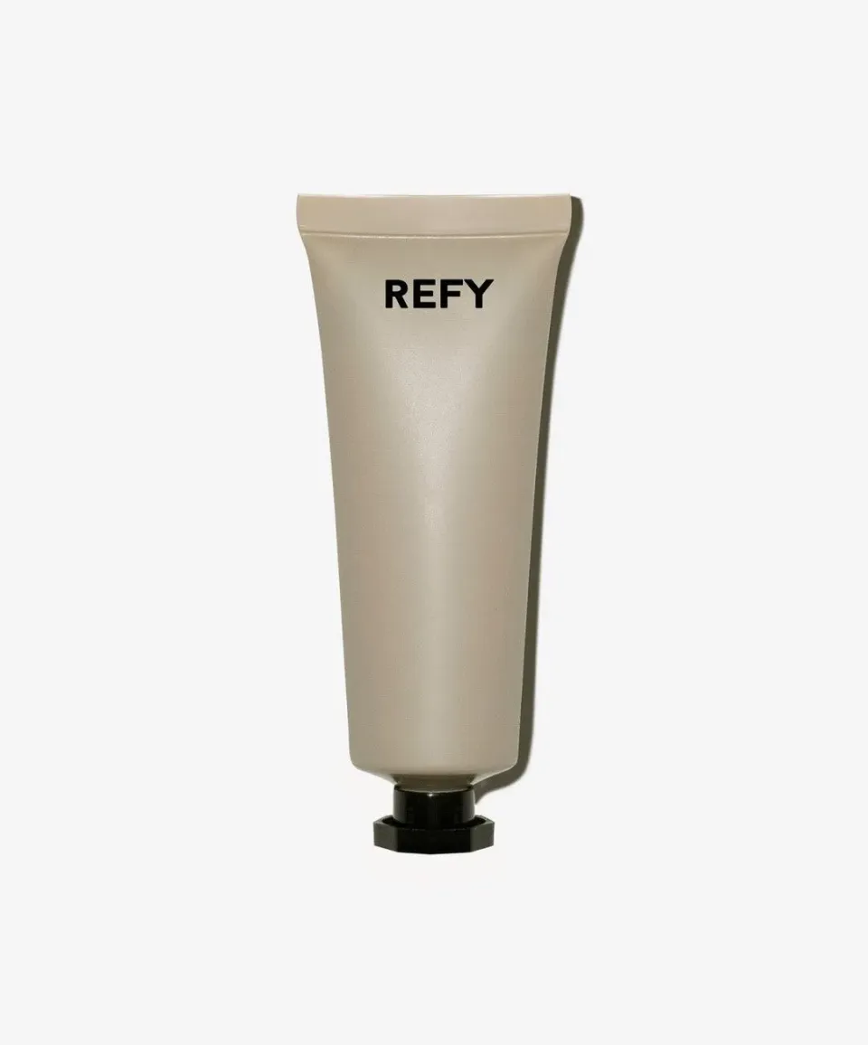 REFY Beauty Gloss Highlighter glass glow