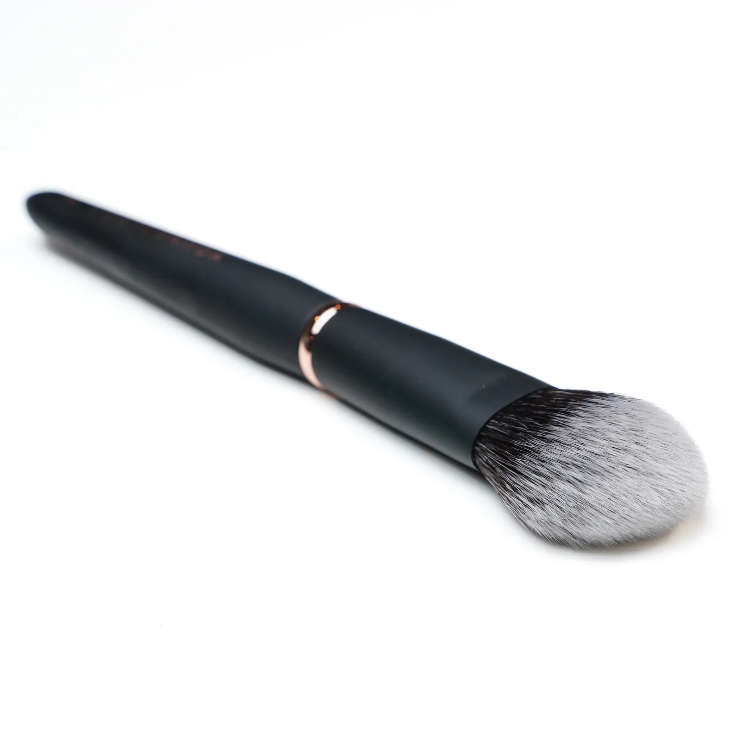 Youngblood YB14 Multi-Tasker Luxe Brush crèmeblush kwast vegan