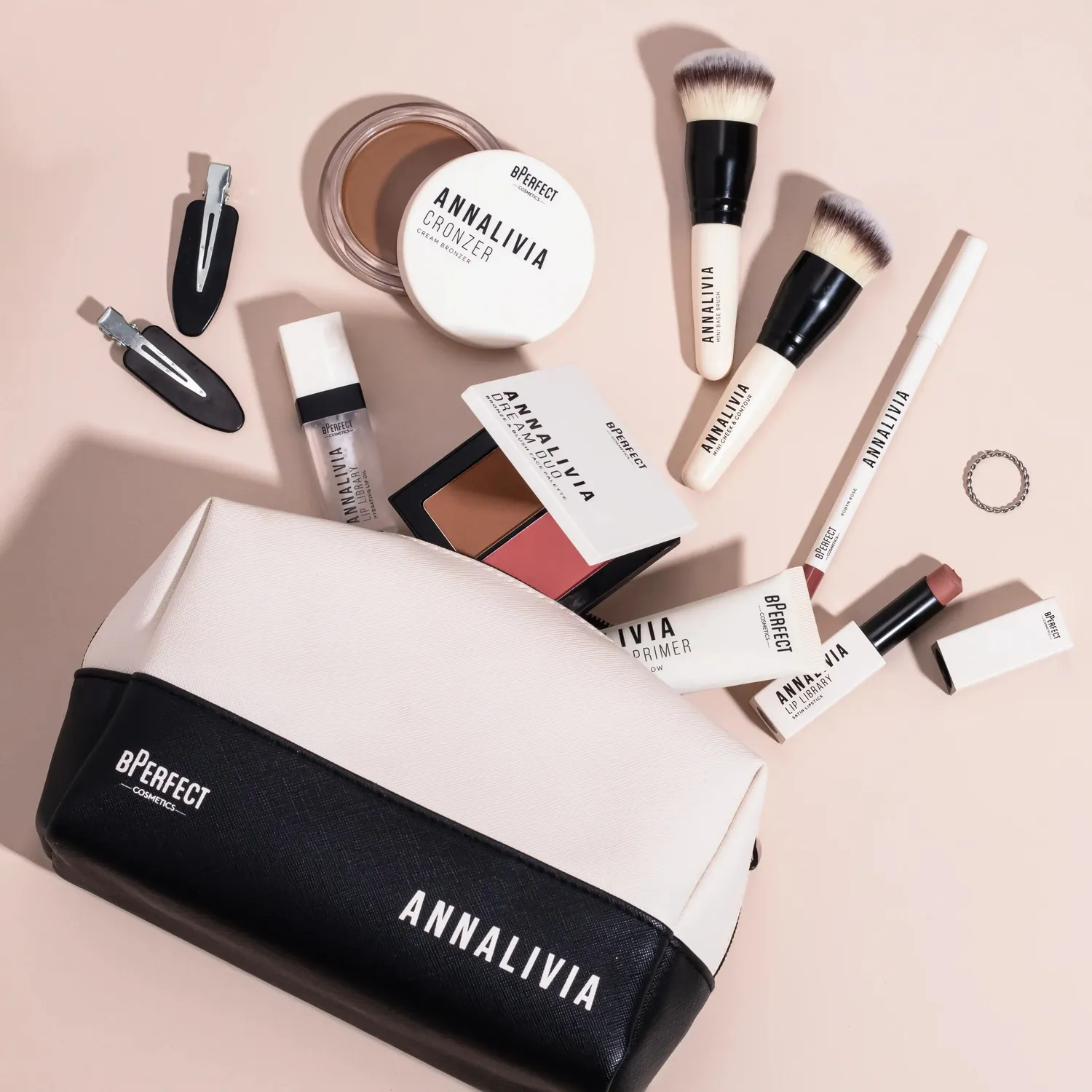 BPerfect Annalivia Travel Bag make-up tas creme zwart afveegbaar
