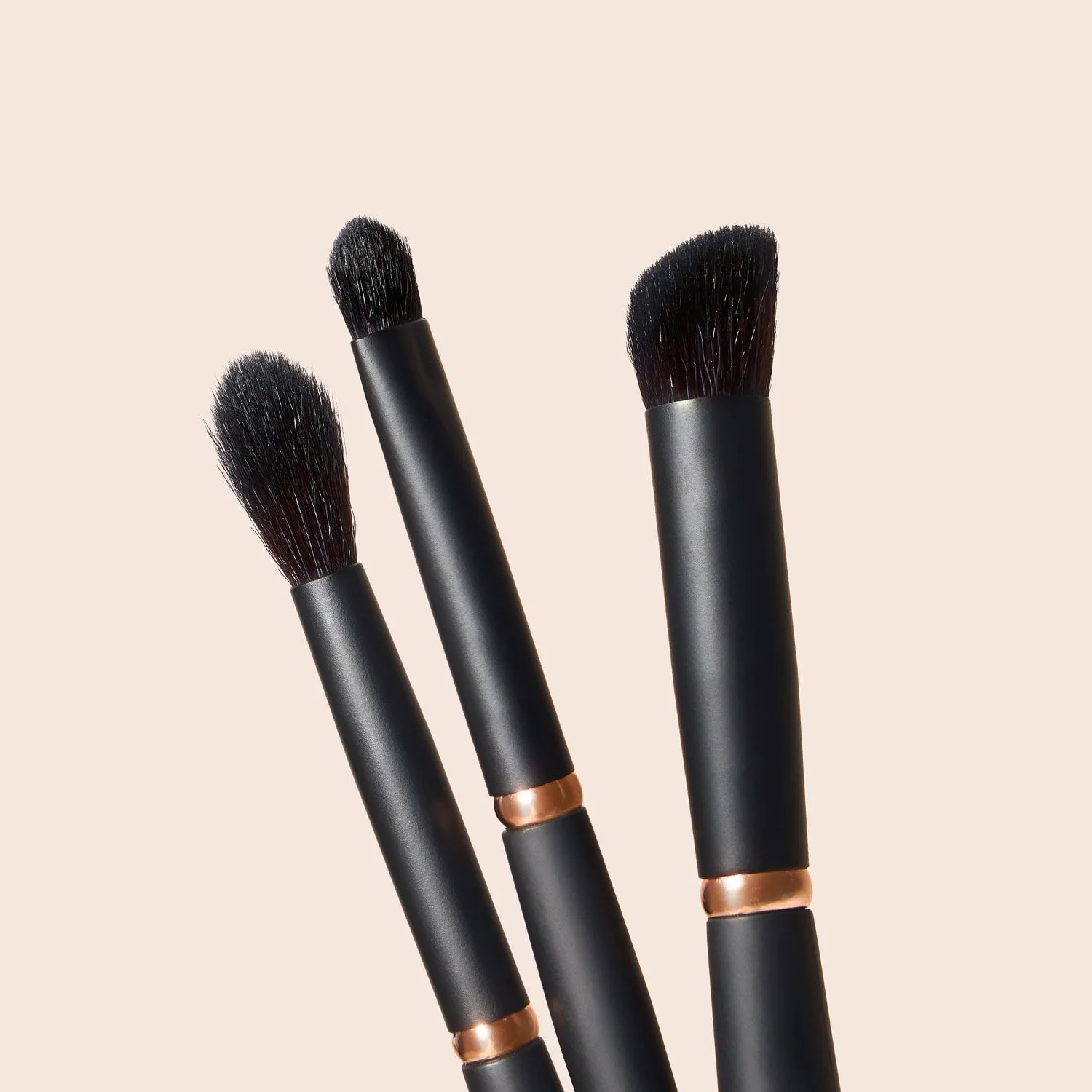 Youngblood YB10 Complete Concealer Luxe Brush concealer kwast