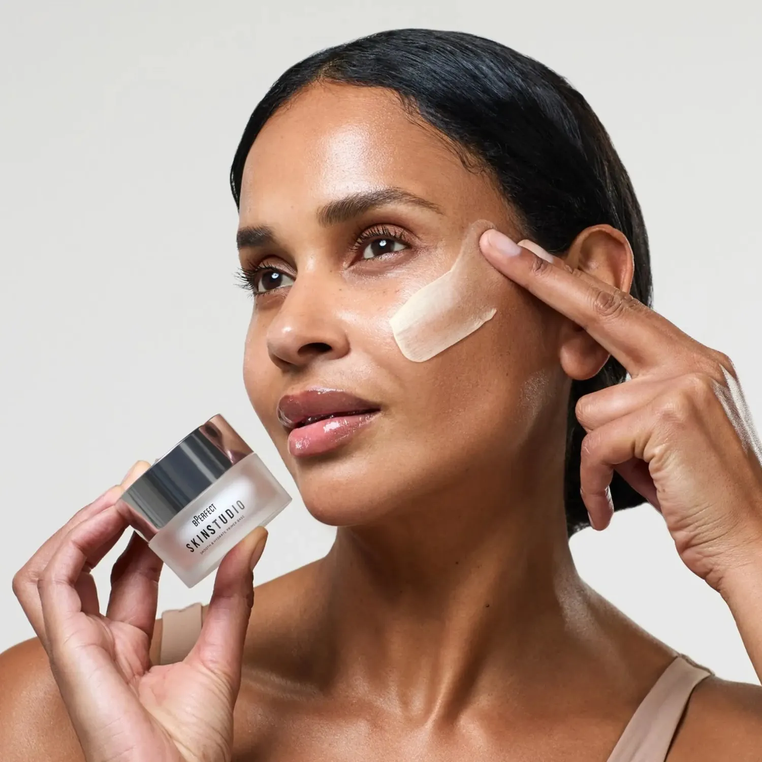 BPerfect Skin Studio Smooth & Hydrate primer 30ml poriën