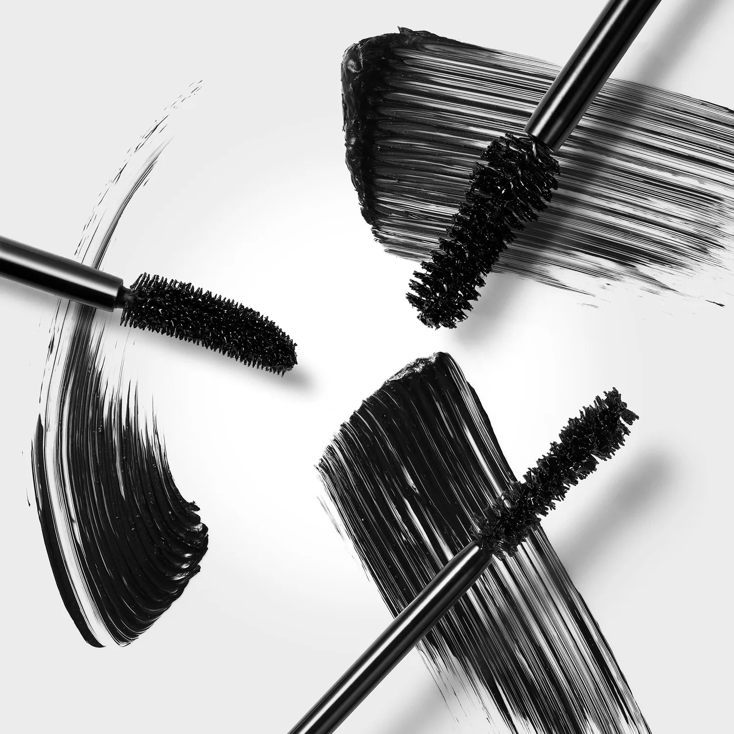 Stila Made-U-Lash tubing mascara Jet Black 8,3 ml lengte