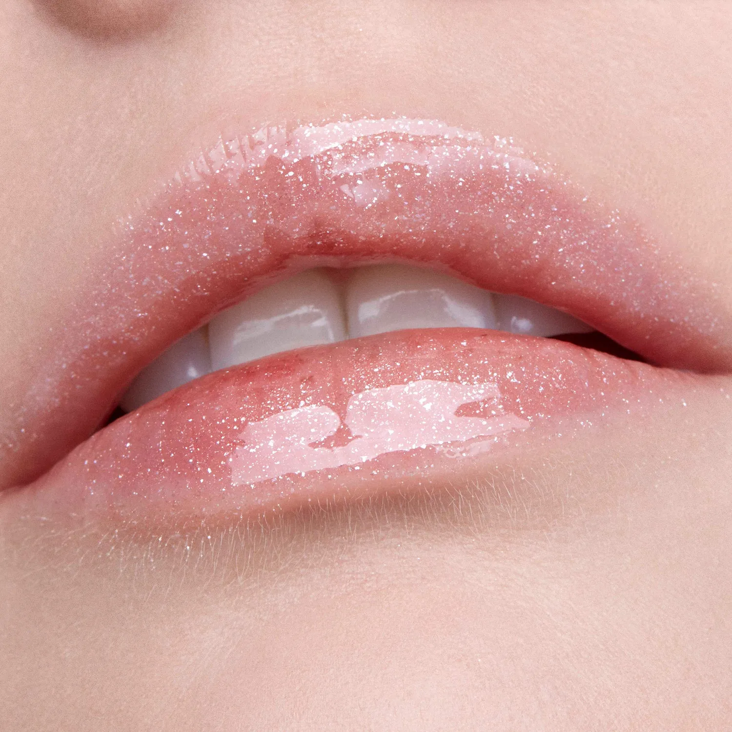 Stila Plumping Lip Glaze lipgloss Kitten shimmer nude