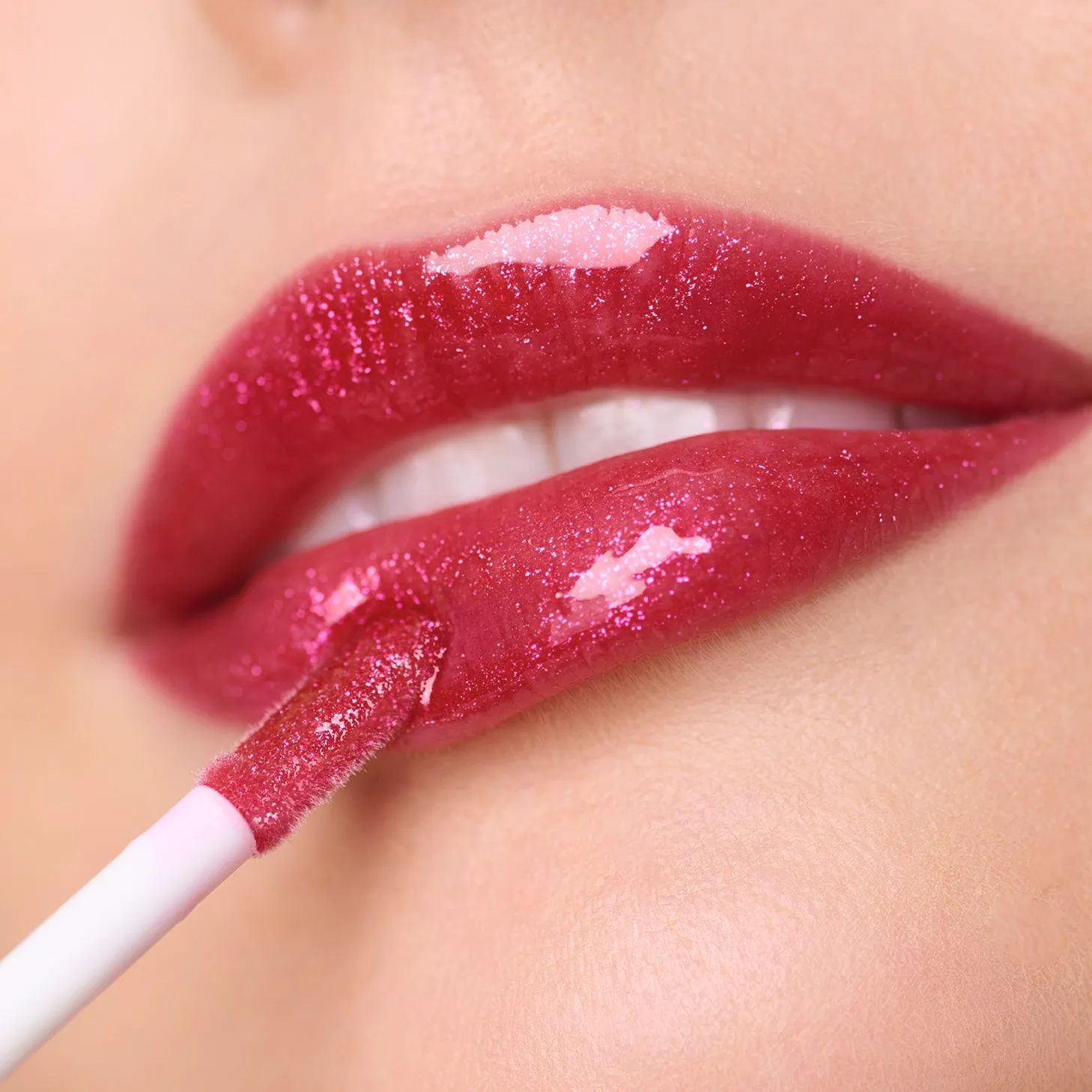 Wonderskin Wonder Blading Top Gloss lipgloss Red Glitter glans